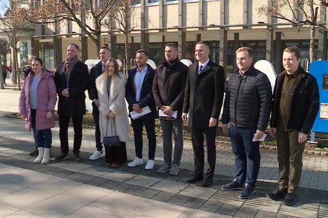 Nem a mi h�bor�nk! – Zalaegerszegre �rkezett a Fidelitas orsz�gj�r�sa 