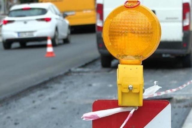 Ideiglenes parkolsi tilalom a Tompa utcban – mutatjuk, meddig tart