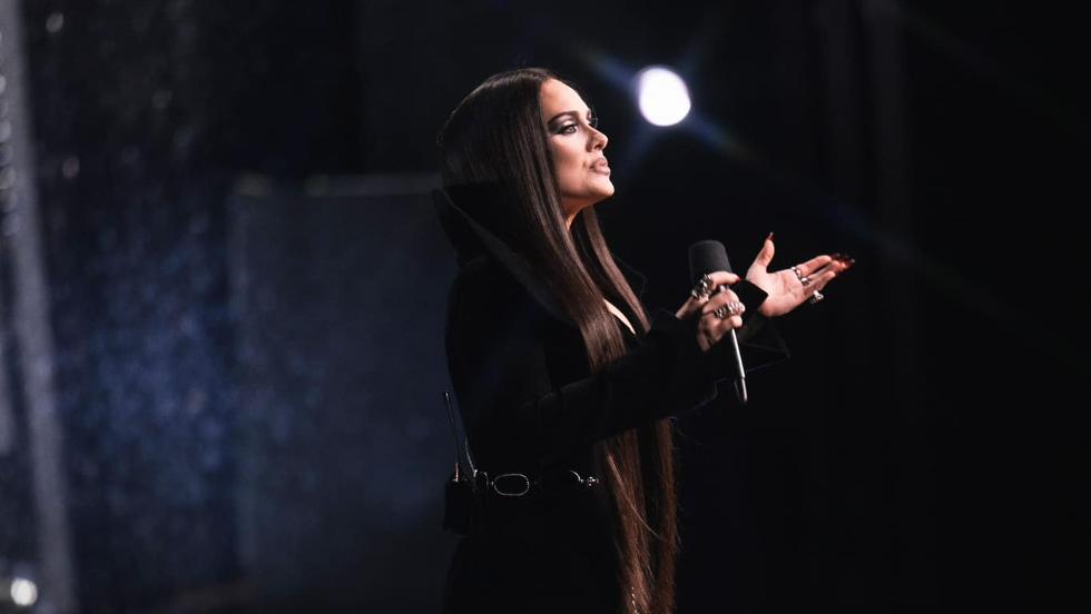 Adele megállította a koncertjét, amikor megtudta, hogy Matthew Perry meghalt - videóval Adele megállította a koncertjét, amikor megtudta, hogy Matthew Perry meghalt - videóval