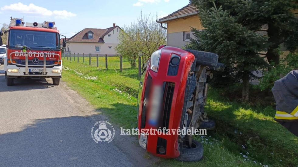 Összeütközött két autó Rédicsen Összeütközött két autó Rédicsen