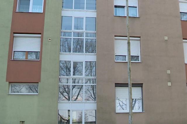 Csal�k �g�rhetnek �nkorm�nyzati b�rlak�st Nagykanizs�n