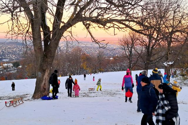 Telth�z a Normaf�n: p�rul j�rhat, aki aut�val indul