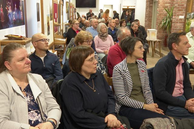 L�lek hangjai a templom�rt – �sszefog�ssal �p�lhet �jj� a k�rtemplom