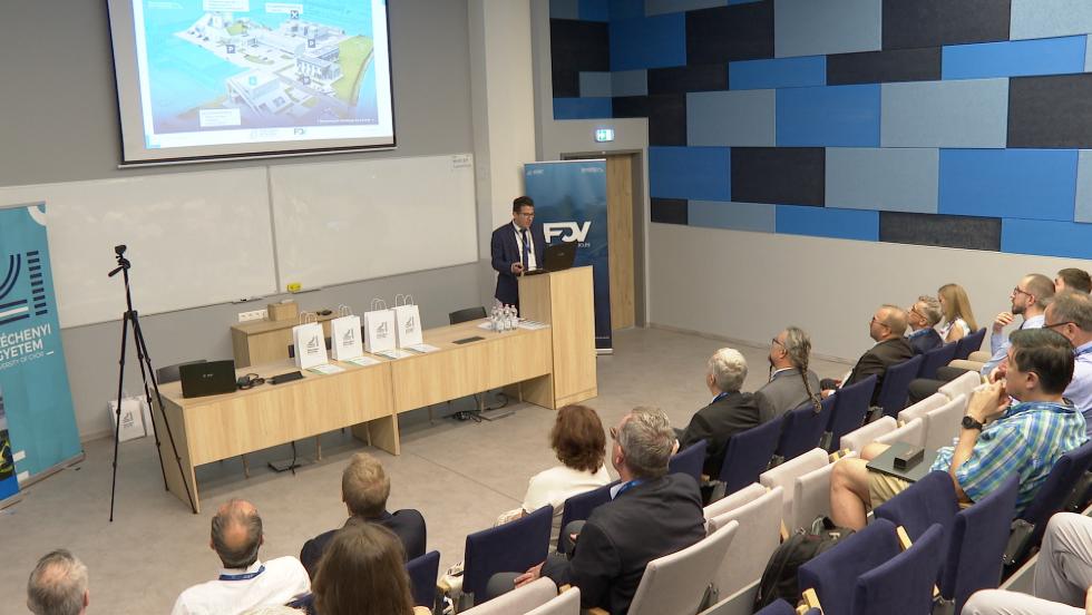 A jövő járműiparának szakemberei találkoztak A jövő járműiparának szakemberei találkoztak