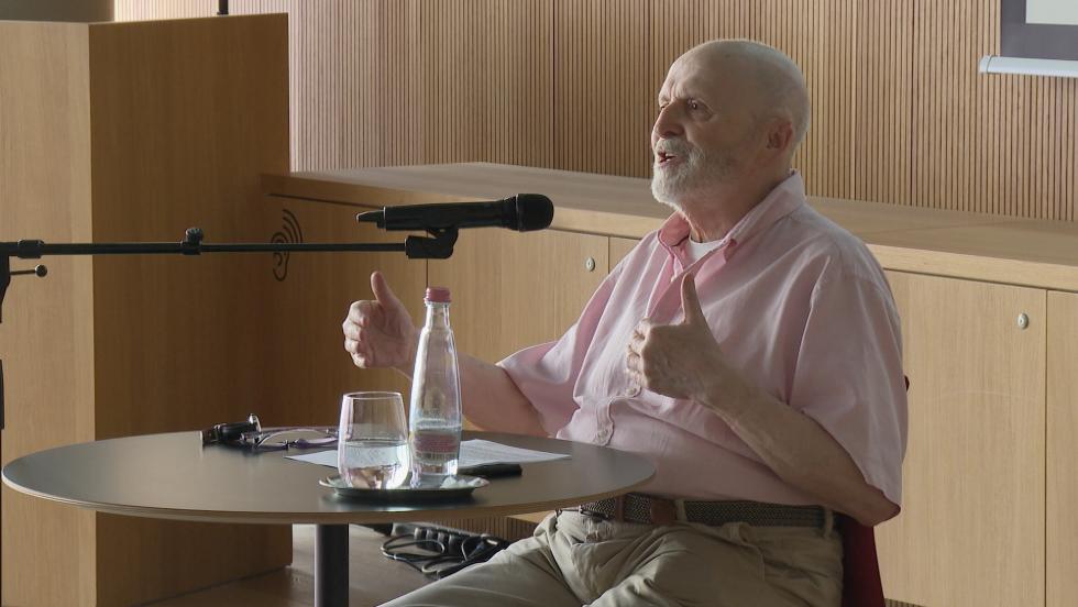 „Cambridge-i Ötök”, avagy kémbotrány a 20. században „Cambridge-i Ötök”, avagy kémbotrány a 20. században