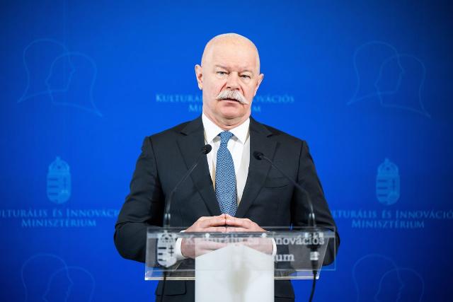 Állami kitüntetéseket, művészeti díjakat adtak át március 15. alkalmából Állami kitüntetéseket, művészeti díjakat adtak át március 15. alkalmából