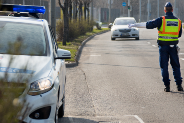 Zalaegerszegen is egyre gyakoribbak a jrmvezetsi tilalom alatti vezetsek