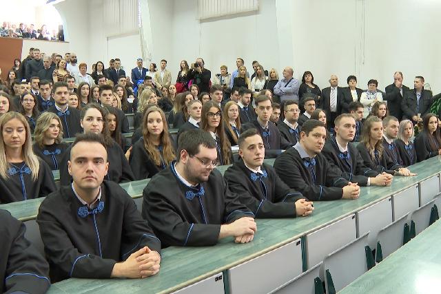 Diplomaátadó ünnepség a Zalaegerszegi Egyetemi Központban 