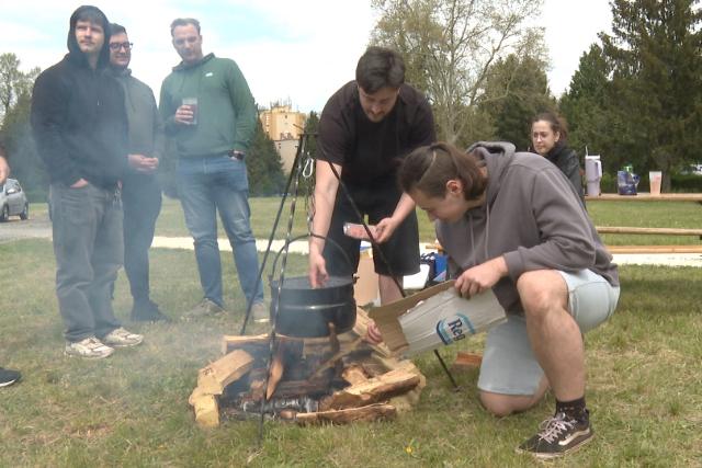 F�z�versenyt rendeztek a Pannon Egyetem Zalaegerszegi Kampusz�n
