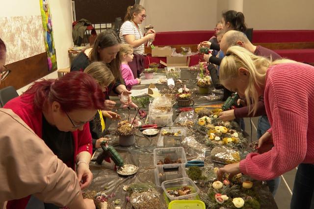 H�sv�ti forgatag az Izs�k-iskol�ban