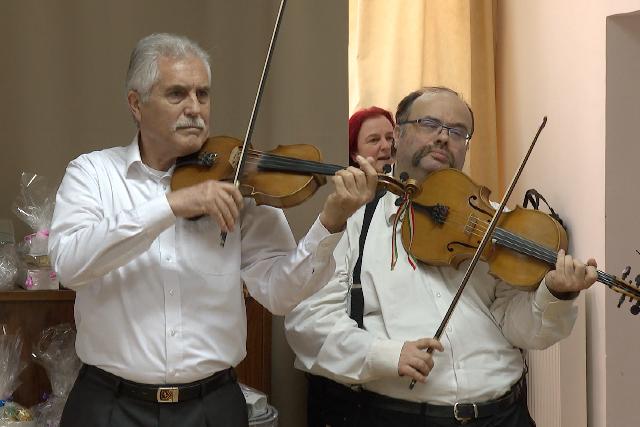 Tavaszváró forgatag a Páterdombon Tavaszváró forgatag a Páterdombon