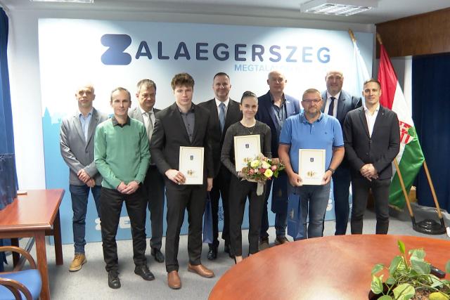 Az év sportolóit köszöntötték Az év sportolóit köszöntötték