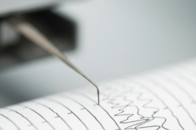 A Dun�nt�lon is �rezni lehetett a 4,3-as f�ldreng�st