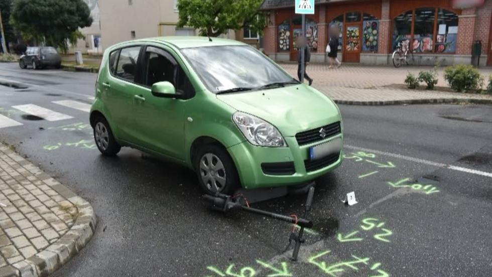 Elektromos rollerrel okozott balesetet egy 13 �ves kisl�ny Zalaszentgr�ton