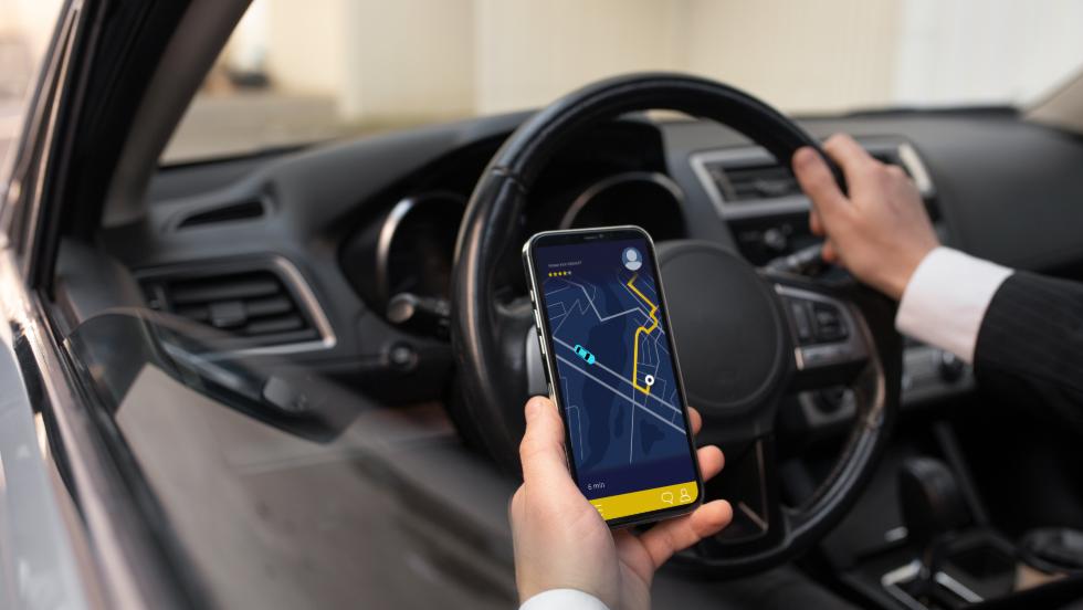 Spanyolország korlátozná a Waze valós idejű traffipax-figyeléseit
Spanyolország korlátozná a Waze valós idejű traffipax-figyeléseit