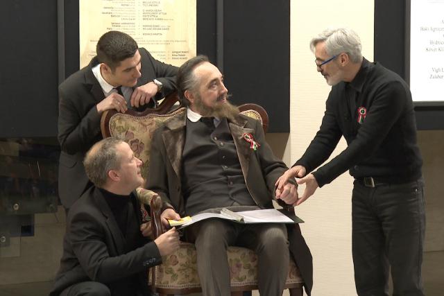 Jkai Mr olvasta fel Szlinger Balzs Jzsef Attila-djas magyar klt verst