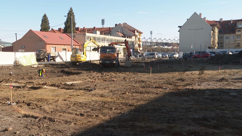 Zajlik a Mérleg tér átépítése Zajlik a Mérleg tér átépítése