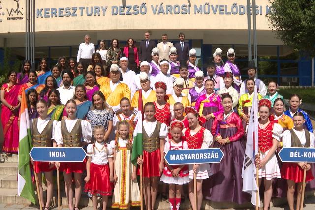 Nemzetközi Tánc- és Művészeti Fesztivál kezdődött Zalában Nemzetközi Tánc- és Művészeti Fesztivál kezdődött Zalában