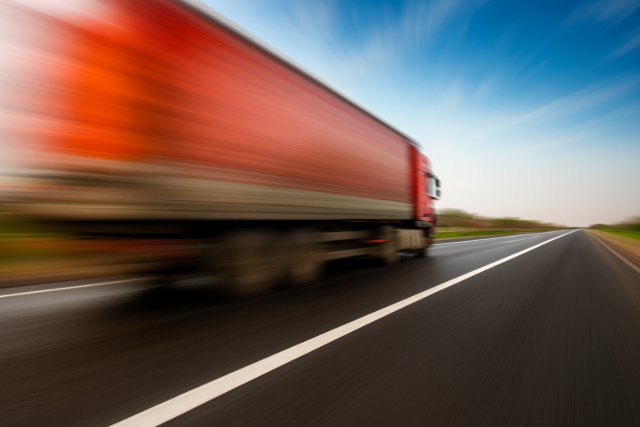 Ideiglenesen felfggesztik a htvgi kamionstopot