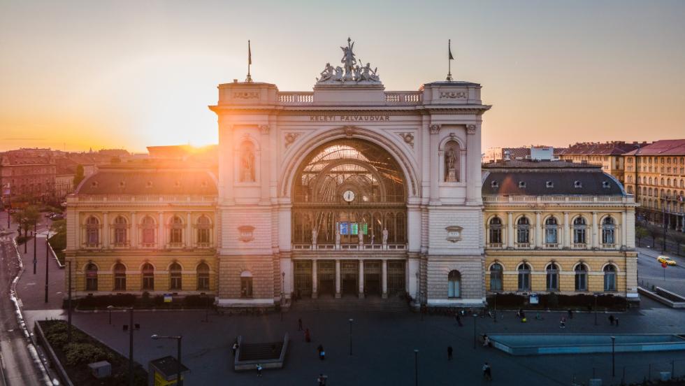 Egy hónapon át szünetel a Keleti pályaudvar vonatforgalma augusztus 25-től Egy hónapon át szünetel a Keleti pályaudvar vonatforgalma augusztus 25-től