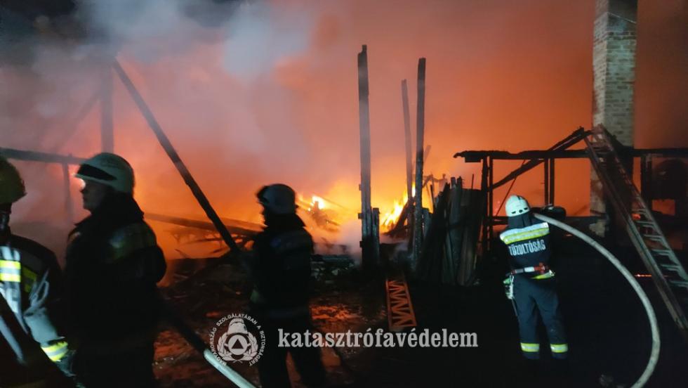 Mellkplet gett Zalaegerszegen