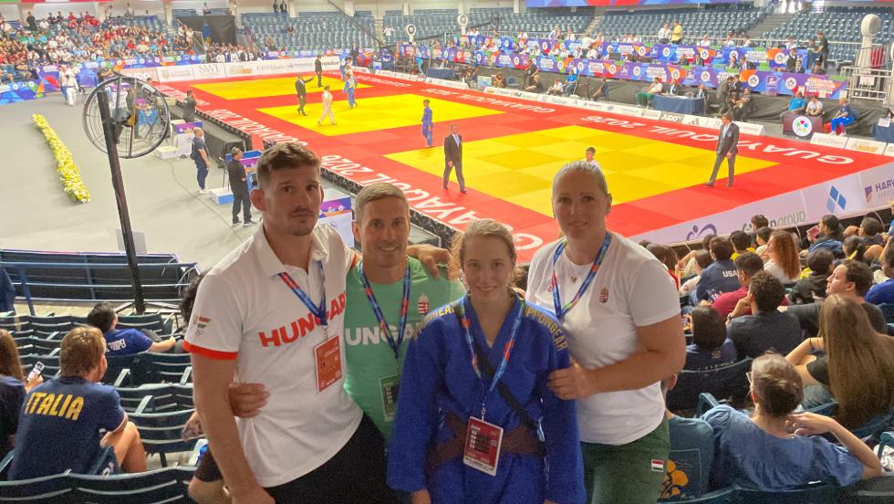 T�rt�nelmet �rt Tak�cs N�ra az ifj�s�gi judo-vil�gbajnoks�gon