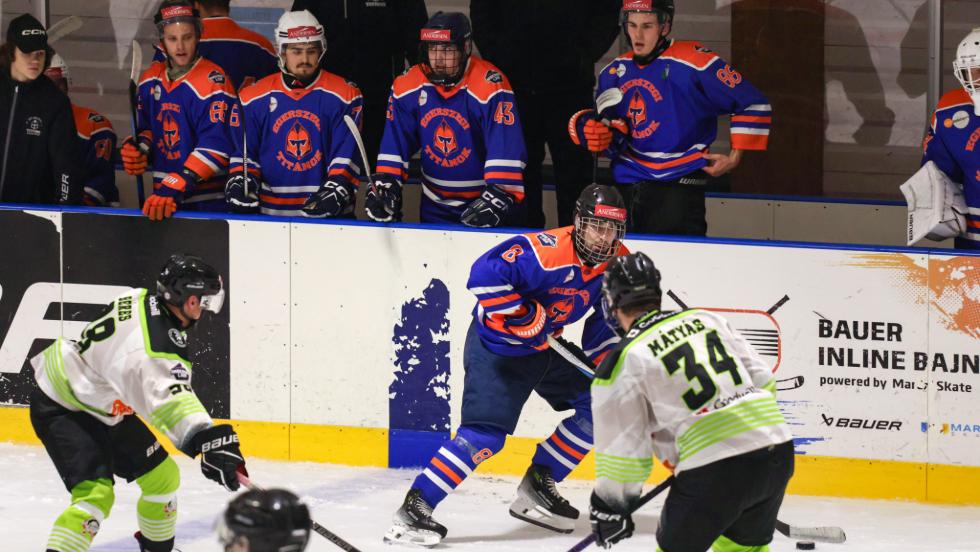 Felrobbant a Jégcsarnok: parádés mérkőzésen győztek az Egerszegi Titánok Felrobbant a Jégcsarnok: parádés mérkőzésen győztek az Egerszegi Titánok