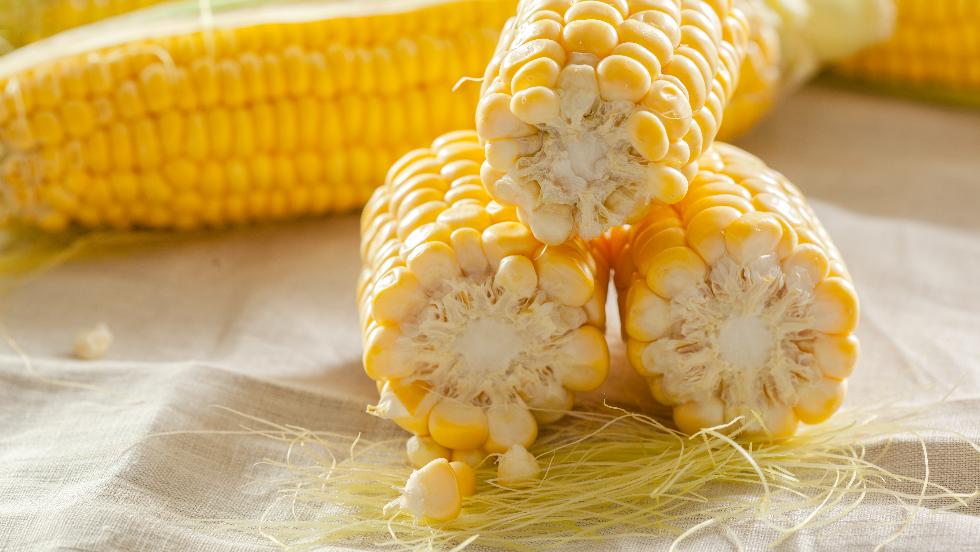 Mg tart a friss kukorica szezonja – itt van 5 klnleges elksztsi mdszer