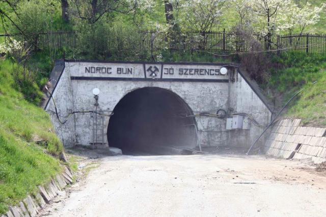 V�gleg bez�rhat a parajdi s�b�nya