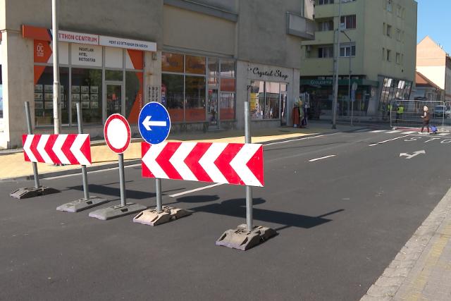 Jól haladnak a Kossuth utcai munkálatok Jól haladnak a Kossuth utcai munkálatok
