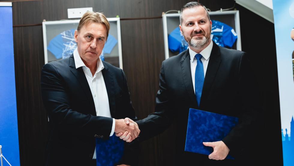 Újabb tíz éves megállapodás Zalaegerszeg városa és a ZTE FC között Újabb tíz éves megállapodás Zalaegerszeg városa és a ZTE FC között