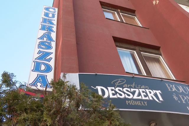 Cukrászattal bővült a pékség Cukrászattal bővült a pékség