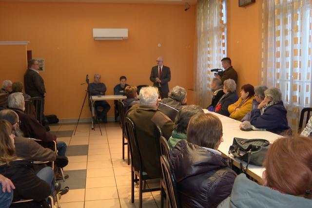 Lakossgi frumot szerveztek a devizahitel-krosultaknak