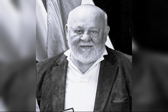 Elhunyt dr. P�pai Ferenc