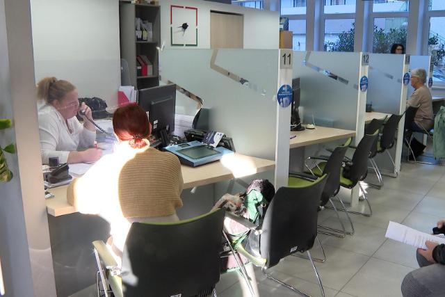 K�zeleg a hivatali sz�net: csak n�h�ny korm�nyablak lesz nyitva az �nnepek alatt