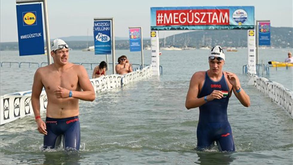 Balaton-átúszás - Elrajtolt a mezőny Balaton-átúszás - Elrajtolt a mezőny