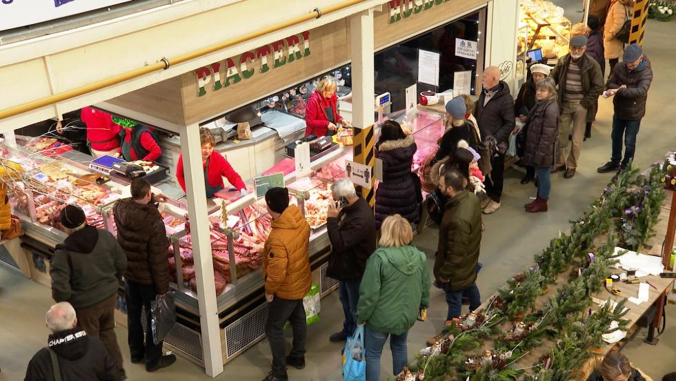 nnepi Nyitvatarts a zalaegerszegi Vsrcsarnokban s Piacon