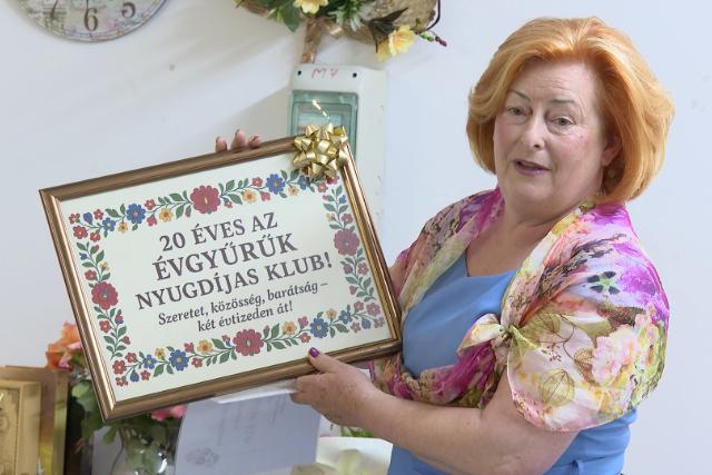 20 éves a Csácsbozsoki Évgyűrűk Nyugdíjas Klub 20 éves a Csácsbozsoki Évgyűrűk Nyugdíjas Klub