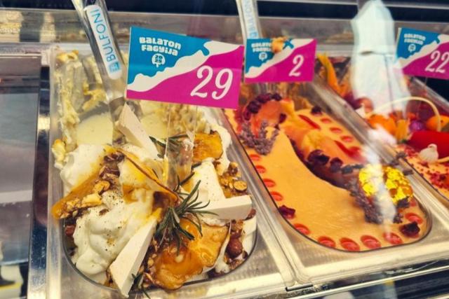 Keresik a Balaton fagyij�t