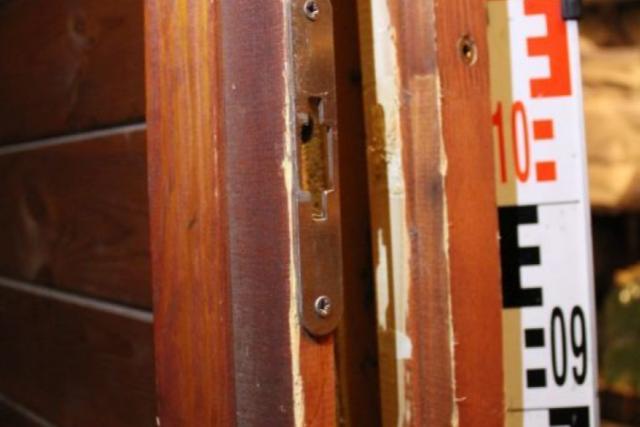 K�t tin�dzser t�rt be egy trafik rakt�r�ba Nagykanizs�n