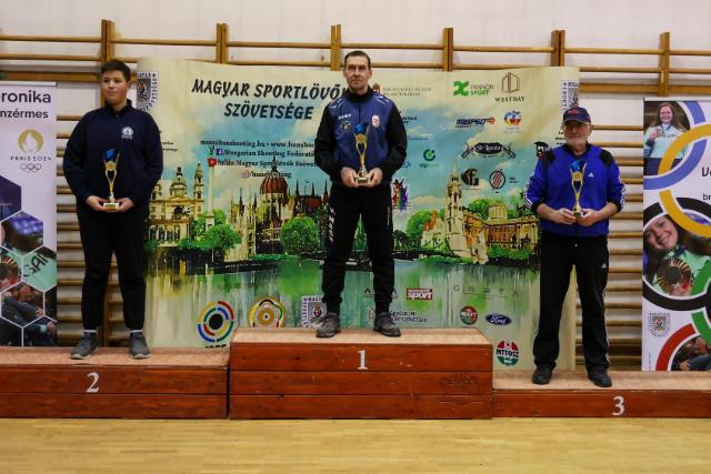 Arany- és bronzérmekkel tértek haza a ZTE lövészei Százhalombattáról Arany- és bronzérmekkel tértek haza a ZTE lövészei Százhalombattáról