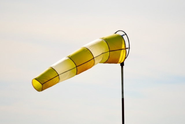 Fordulat az id�j�r�sban: hidegfront hozza az er�s szelet �szakra