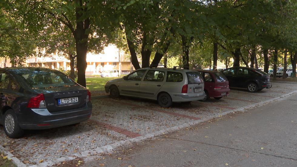 Bővültek a parkolási lehetőségek Bővültek a parkolási lehetőségek