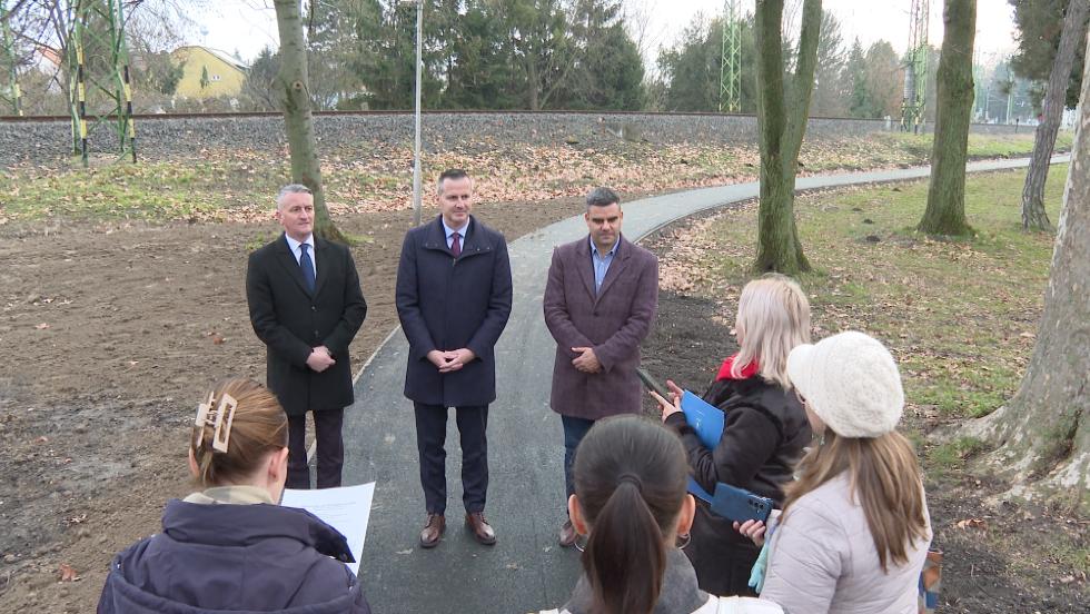 Megszpl a Rzsa-liget